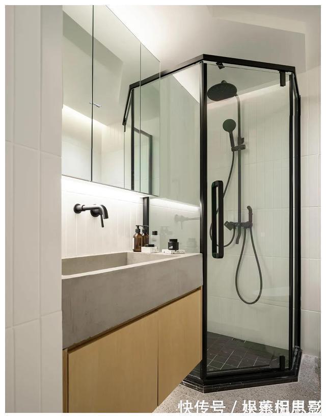 主卧|mc：吊打正版的盗版MC？超真实物理引擎，拒绝浮空树