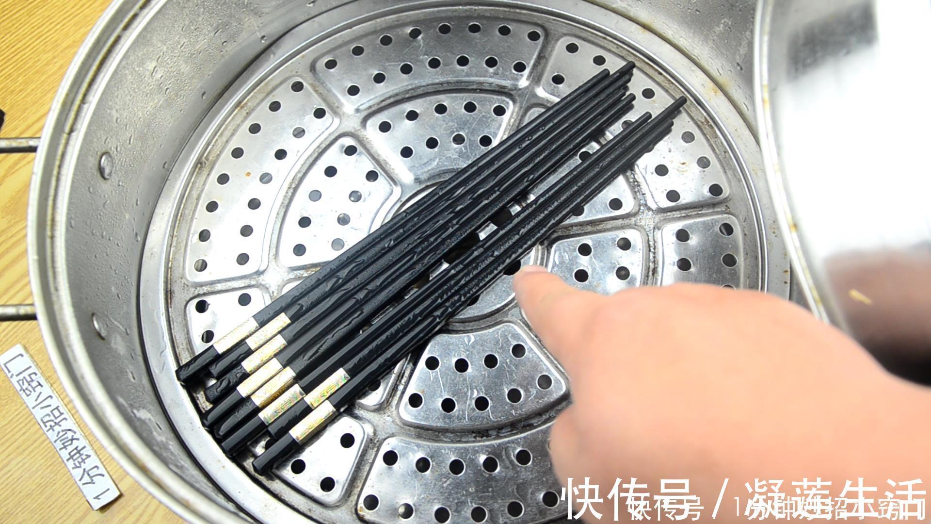 小苏打|旧筷子脏了不用开水煮，试试这个方法，清洗完焕然一新，学会真棒
