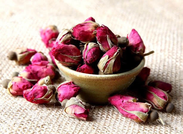 雌激素|更年期的女人,多吃4种食物,补充雌激素,失眠不见了,更显年轻