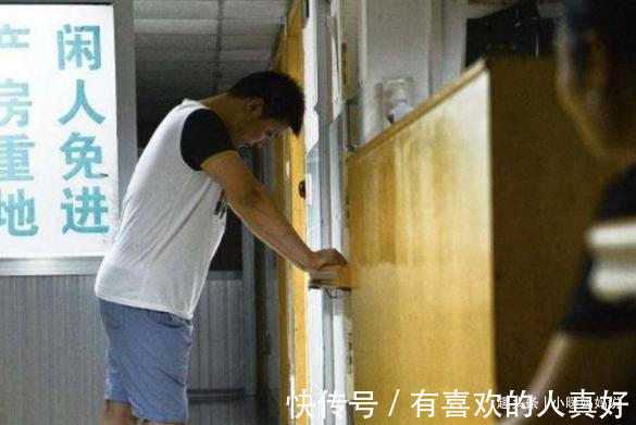 好好学习|49岁高龄产妇拼二胎,刚生下双胞胎,丈夫却与25岁儿子打了起来