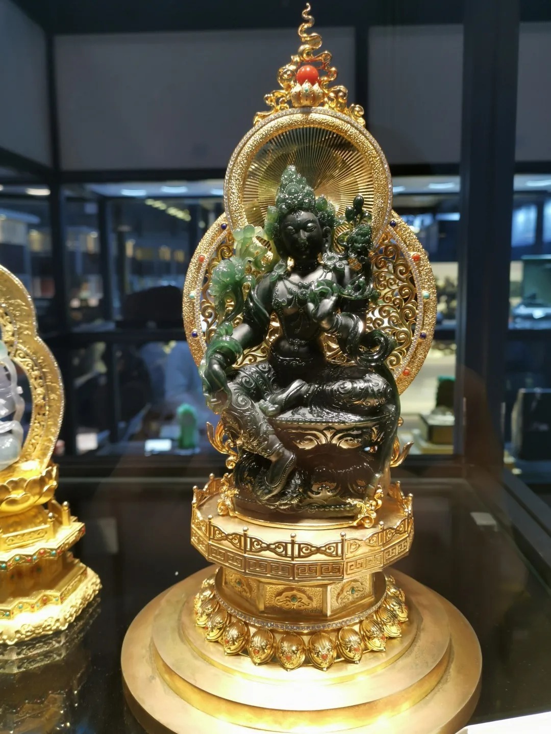 拿下天工奖|2020年天工奖,玉石界的“奥斯卡”,翡翠玉雕独领风骚拿下金奖!