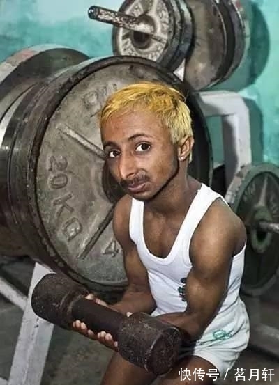 健美先生|世界上最小个的健美先生 身高85厘米体重仅20斤