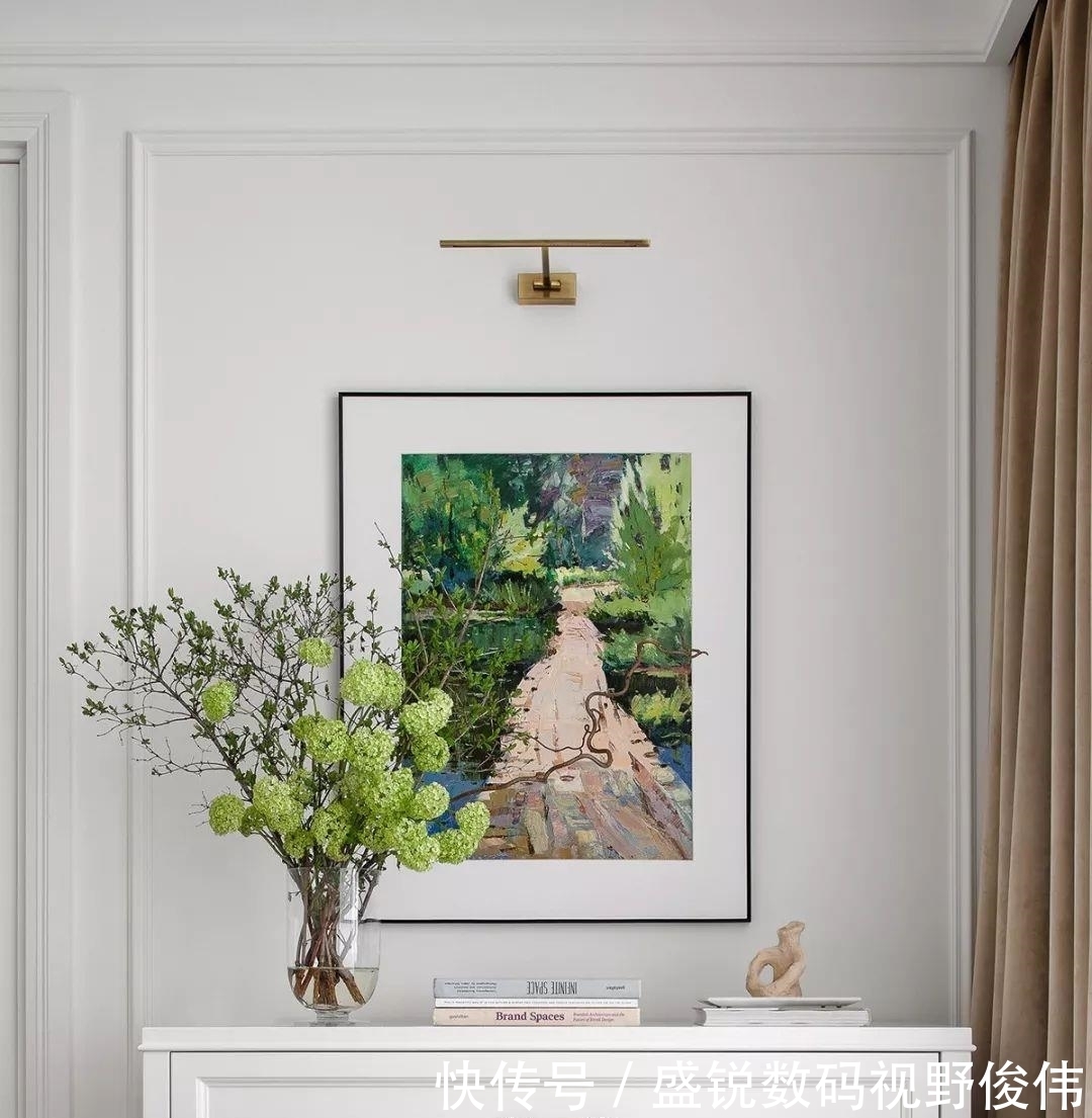 衣帽间|150㎡的豪宅,只有一间小卧室,网友:有钱任性?