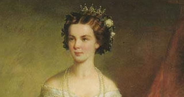 童话$历史上的茜茜公主比电影中的更漂亮,她是童话中的美丽皇后