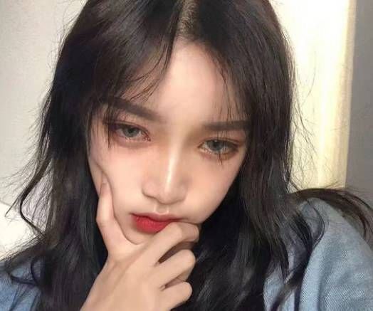 女生|“耐看脸”女生有这3个特征,中一个是校花,全中颜值SSS级