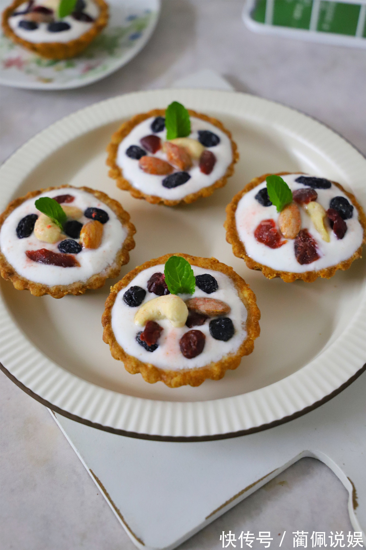 酸奶和坚果是绝配，学会此做法，孩子零食不用买了，营养又解馋