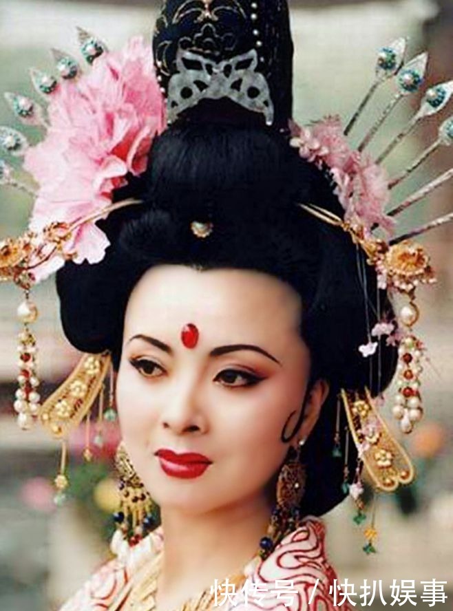 猜猜|唐朝美女杨贵妃,在以胖为美的年代,猜猜她到底是胖还是美!