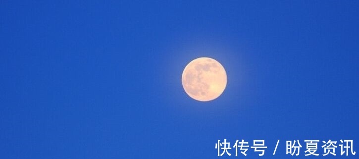 望月诗词!杨万里两首望月诗词,写出了不一样的情感,令人心生美好