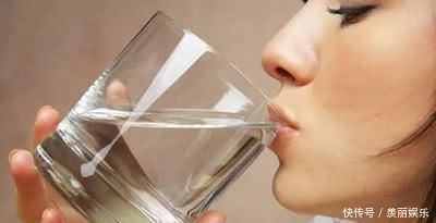 赤豆魔芋|排便困难，1种食物是“天然排便王”，每天吃点，不怕便秘骚扰