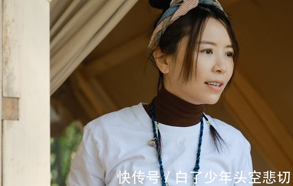 黃雅莉|張藝興在節目中一下問出了兩個猛料,網友:這期節目值了