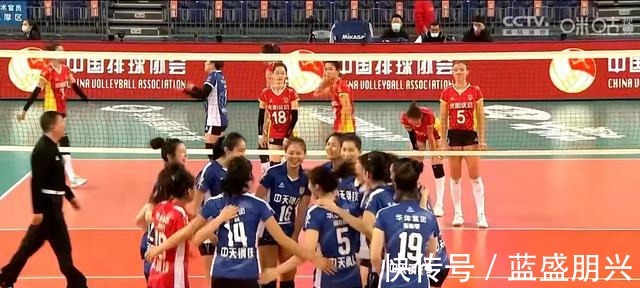上海女排|排超半决赛江苏横扫上海,中国“加比”发挥惊艳,津、苏会师决赛!