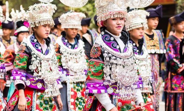 衣裳斑斓|中国传统文化,少数民族文化,苗瑶语诸民族服饰类征