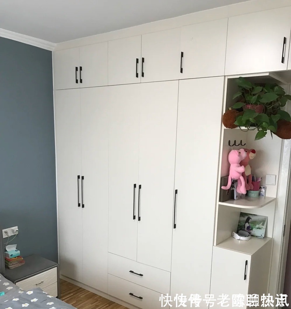 餐厅|等再买房,电视墙一定不做造型,学她家用乳胶漆刷图案,太漂亮了