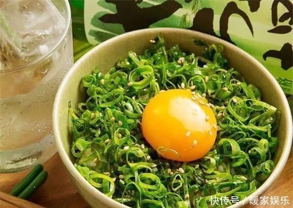 食材|日本这碗拉面很奇怪,葱比面条还多,其他食材都可以不要