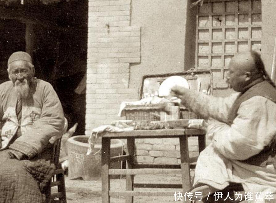 黄马褂|晚清社会面貌老照片穿黄马褂的大爷,长相酷似男明星的妇人!