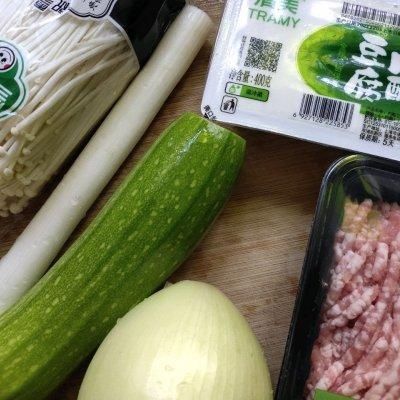 #暖冬酱在手，嗨吃部队锅#韩式豆腐汤