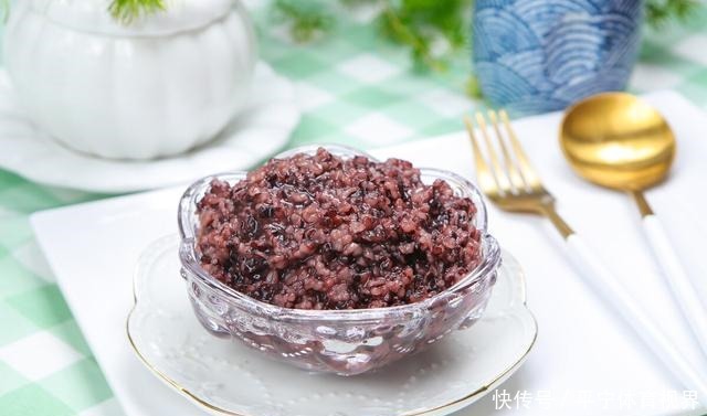 明日小雪,無論多忙,記得要吃這5種食物,應季而食平安過冬