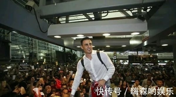 中超|和卡纳瓦罗一起告别的,还有两大箱中超执教笔记