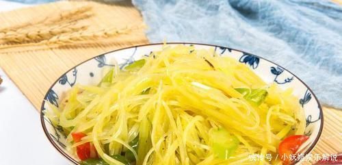 土豆丝|炒土豆丝时,无论是焯水还是直接炒都不对!教你正确做法香脆入味
