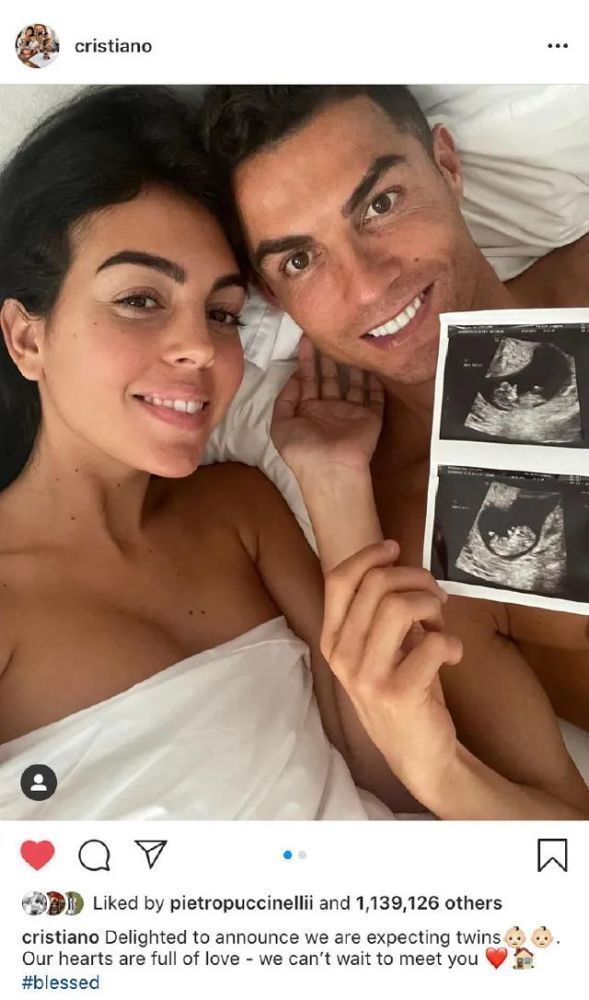 球迷们|C罗女友怀双胞胎,球迷调侃:总裁这是要生一支足球队!