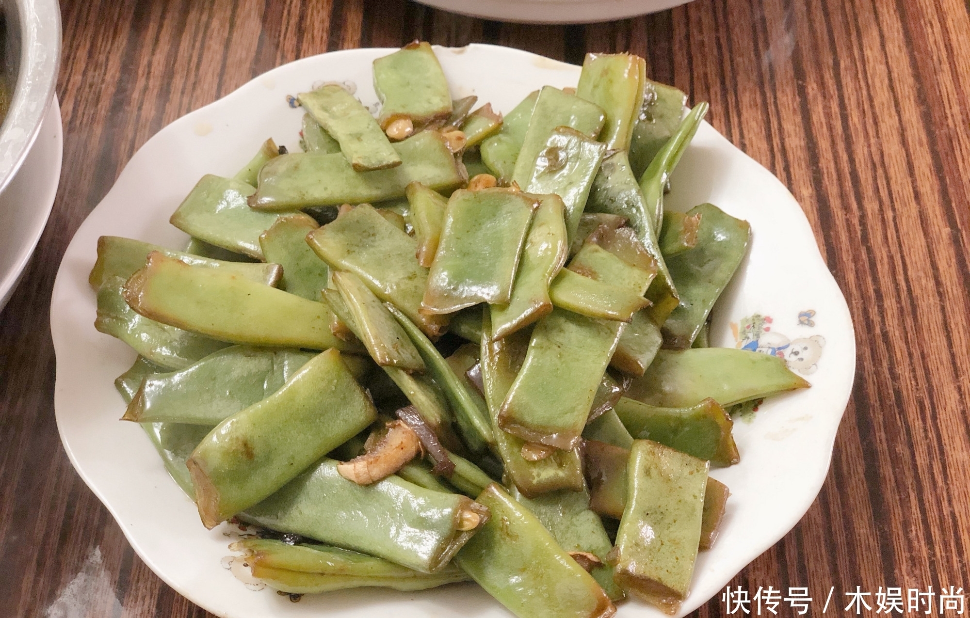 初三,大鱼大肉吃多了油腻,公婆做的这8道菜清爽舒坦,晒圈火了