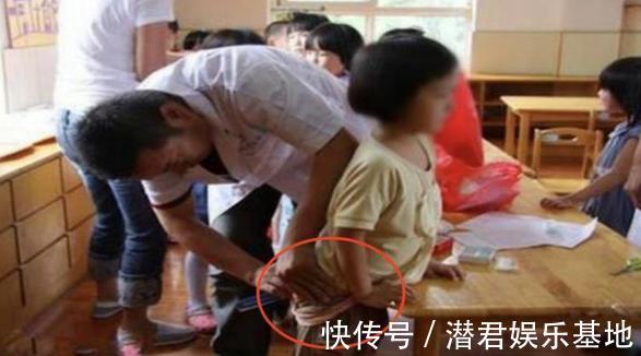 脱下|4岁女儿放学回家哭泣，大喊“我想尿尿”，脱下裤子后妈妈崩溃