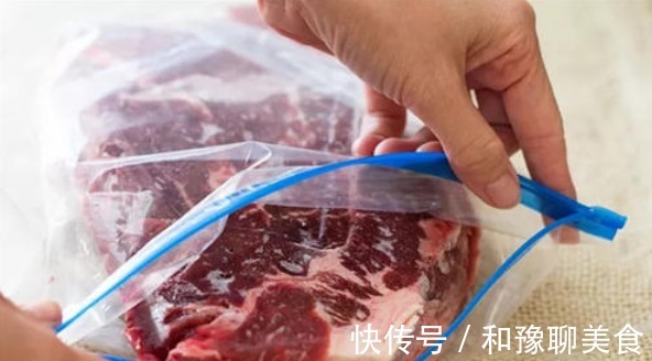 口感|解冻肉,不要用水泡,只需2种调料,10分钟解冻,口感和鲜肉一样