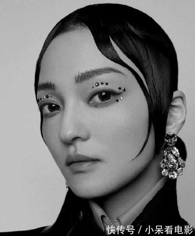 童颜|张韶涵肖战也太默契了!37岁的她少女颜漫画腿不输90后小花······