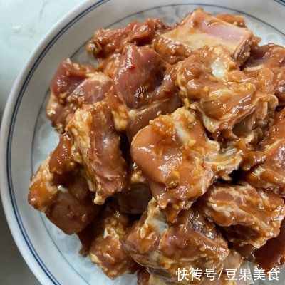 名厨|#名厨汁味,圆中秋美味#香芋蒸排骨