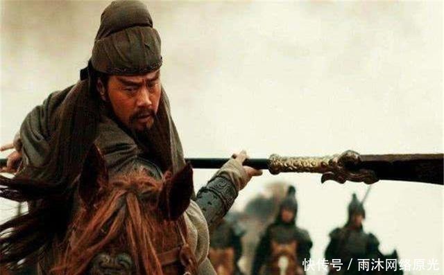 张飞|许褚单挑关张马赵,两败两平,如果单挑黄忠能撑几个回合