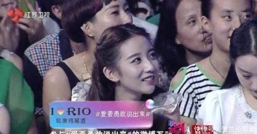 明星|坐着也能出道的女明星,因为长得太漂亮,被星探挖掘进入演艺圈