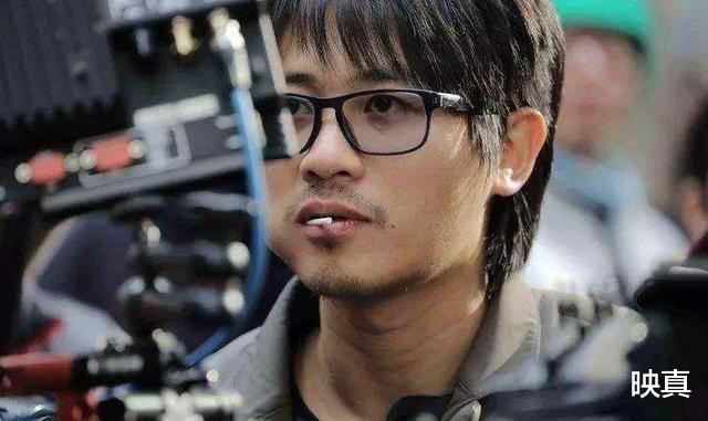 小说|高二辍学,靠写小说登上福布斯作家榜,38岁的韩寒活得令人羡慕