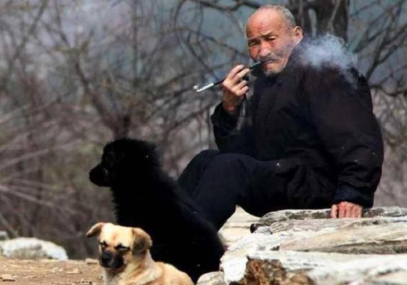 不顾|老话“酒不顾人，色不顾身，财不顾亲”什么意思，为什么这么说？