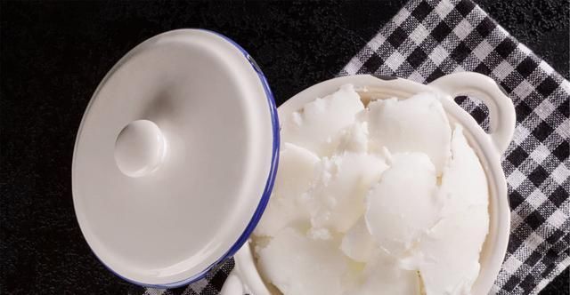  种油|这4种油，营养师几乎一口都不吃，很多人还在吃，以为很有营养