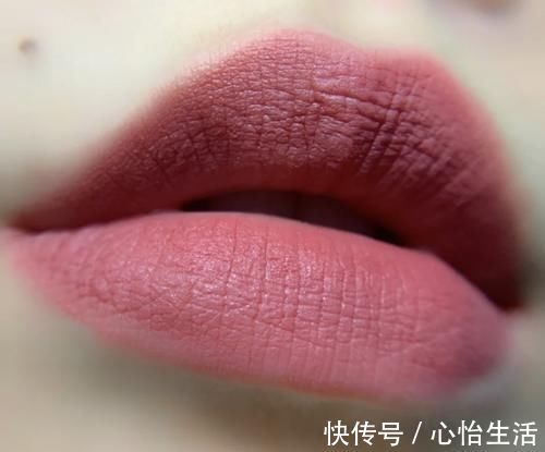 花钰|大牌口红别乱买,口红的保质期要会看,别稀里糊涂花冤枉钱