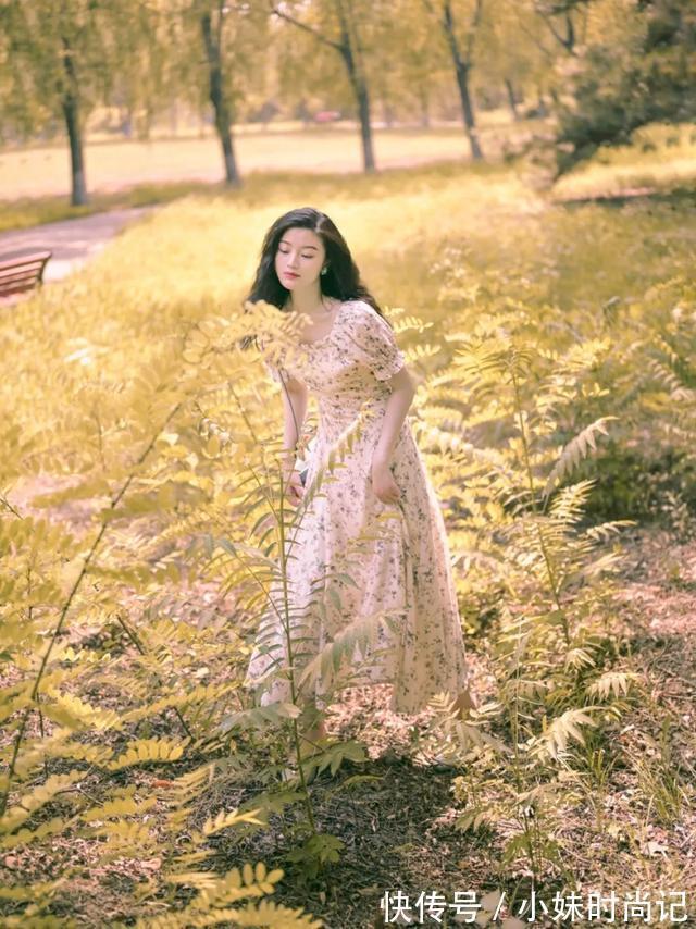 气质|“油画裙”又火了,气质清新文艺还很百搭