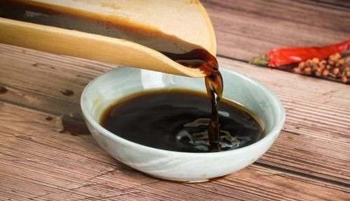 营养师|长期吃味精或醋，哪一种对健康危害更大？营养师终于给出了答案