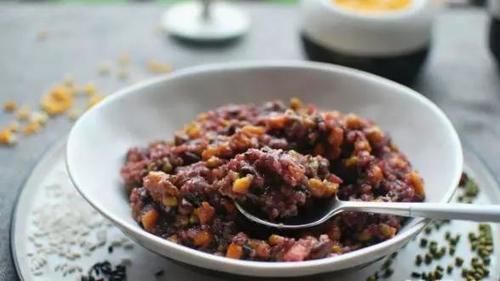 含糖饮料|减肥中,7种食物“换一换”,减肥速度提高一倍,让你瘦成闪电