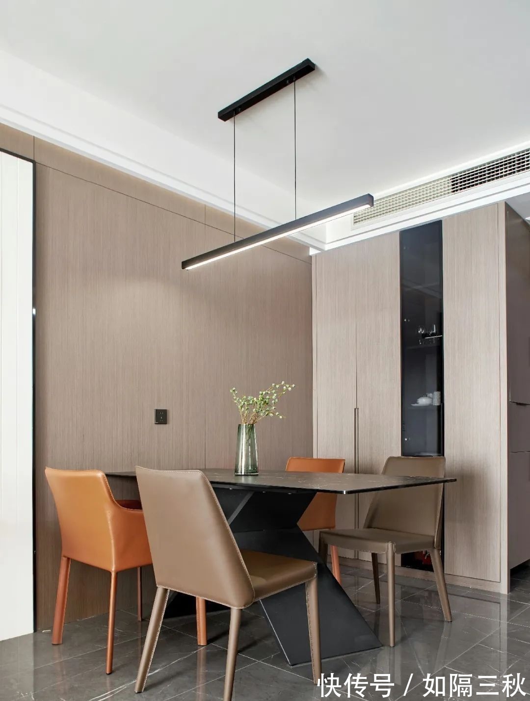 羊毛毯|独居是一个人的狂欢:93㎡三室两厅家装阳台爆改休闲区