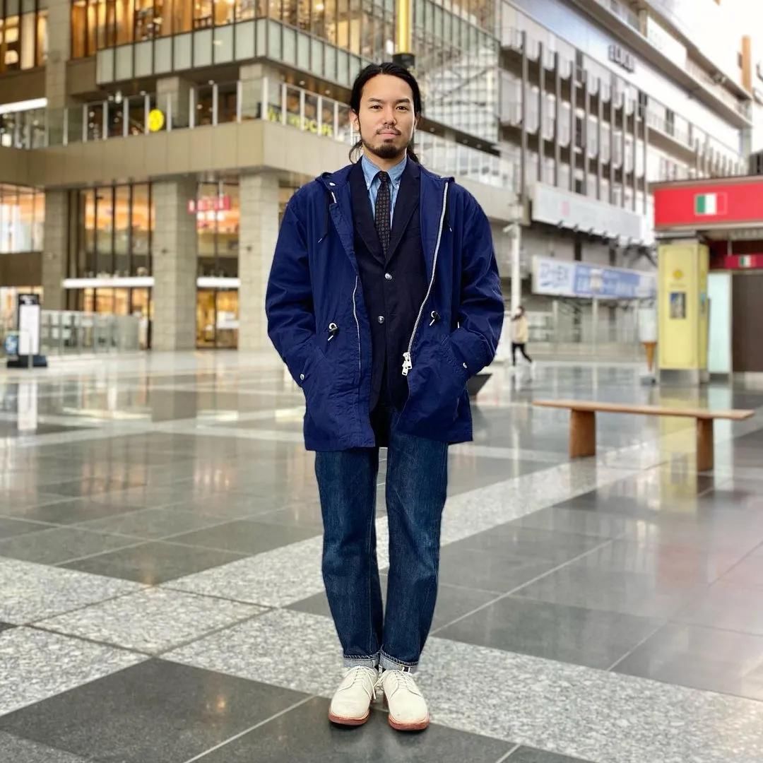 到底是什么人，敢穿白皮鞋？