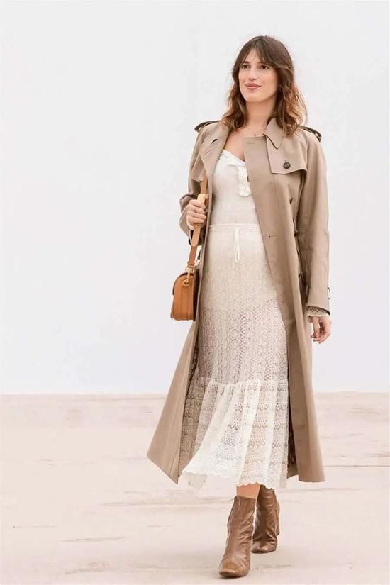 蕾丝裙搭配外套！春天应该这样穿