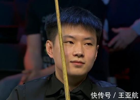 红球|3-6!赵心童爆冷出局:惨遭首轮游,低头失望,中国德比无缘上演