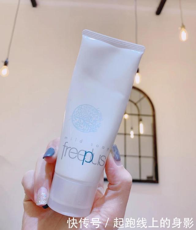 大牌|月收入3000的女生也敢用大牌护肤品看看她们都选了些什么!