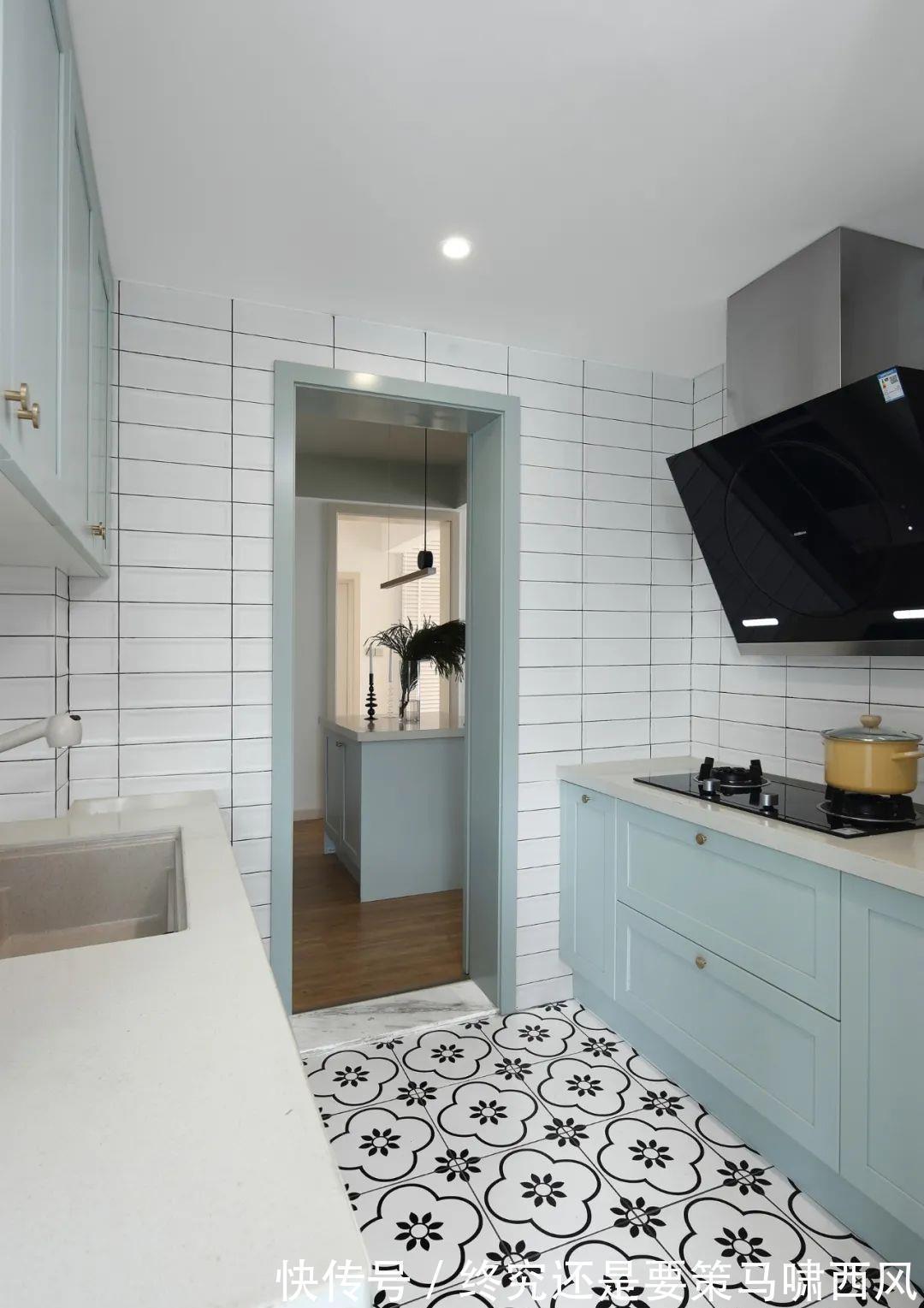 长虹|107㎡现代简约风,优雅浪漫的空间,住出了高冷气质范!