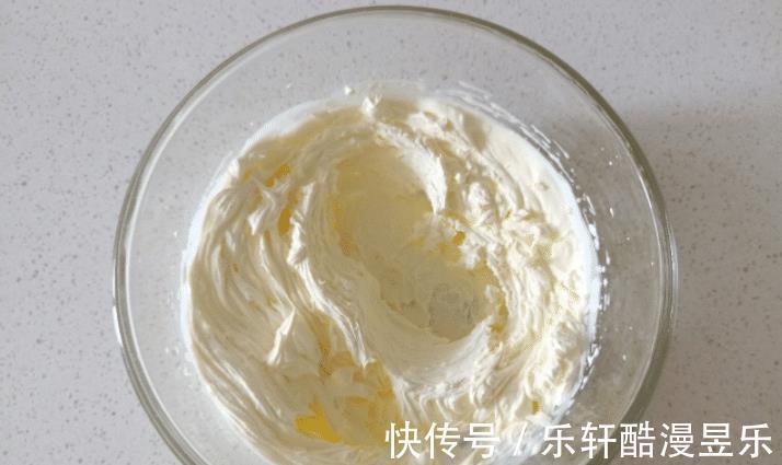 夏日|不用烤箱，不用面粉，5分钟就能搞定的夏日小甜品