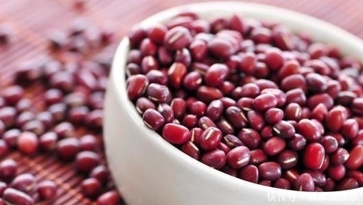 红豆和此物一起煮,大肚子平了,斑也淡了,子宫越来越干净!