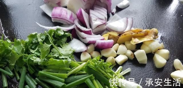 美味|牛肉这么做香浓美味,学会这个懒人做法,肉质不柴不腥营养好吃