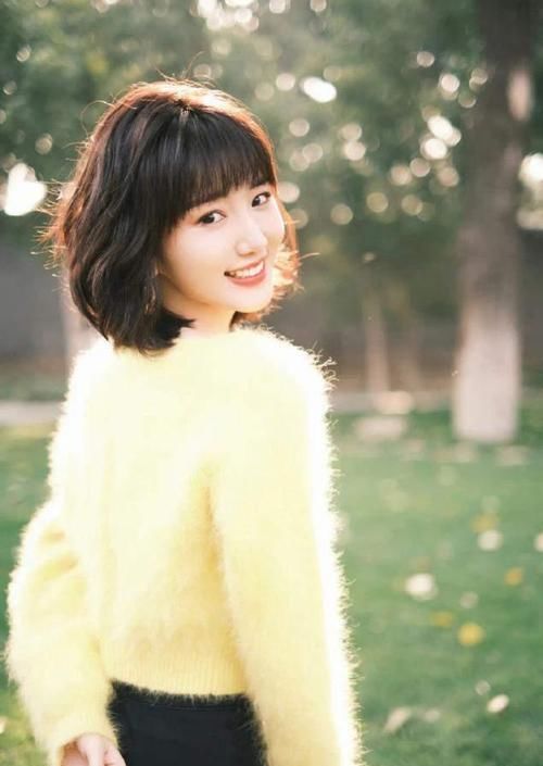 女生脸上有这3个“特征”，就剪掉你的长发吧！短发才更适合你