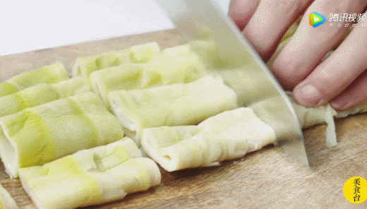 营养|泡银耳少了这一步，营养浪费，煮再久也不出胶！这里有干货泡发窍门