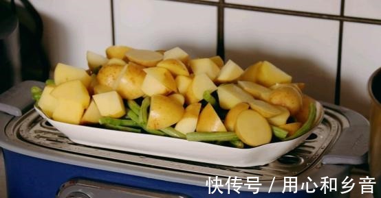 下饭|虽然是素菜，但是吃出了肉的口感，真下饭！